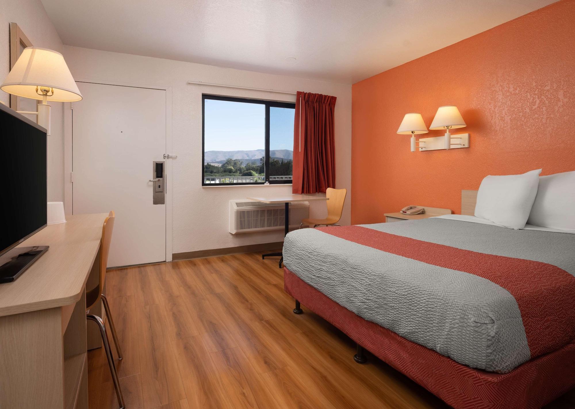 Motel 6-San Luis Obispo, Ca - North Екстер'єр фото
